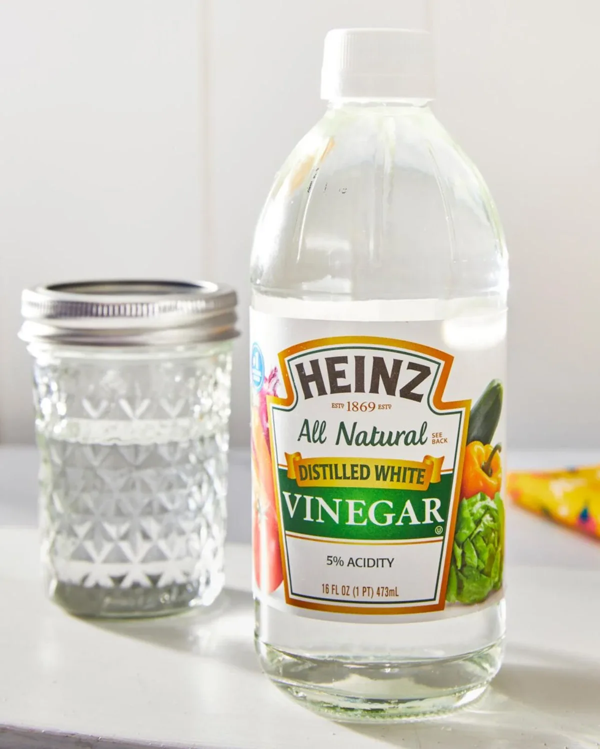Choosing Your Cleaning Agent: Vinegar vs. Descaler