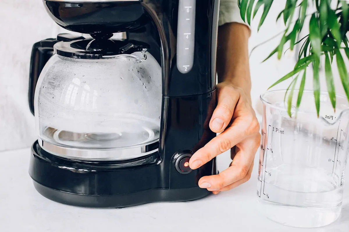 how to clean a coffee maker