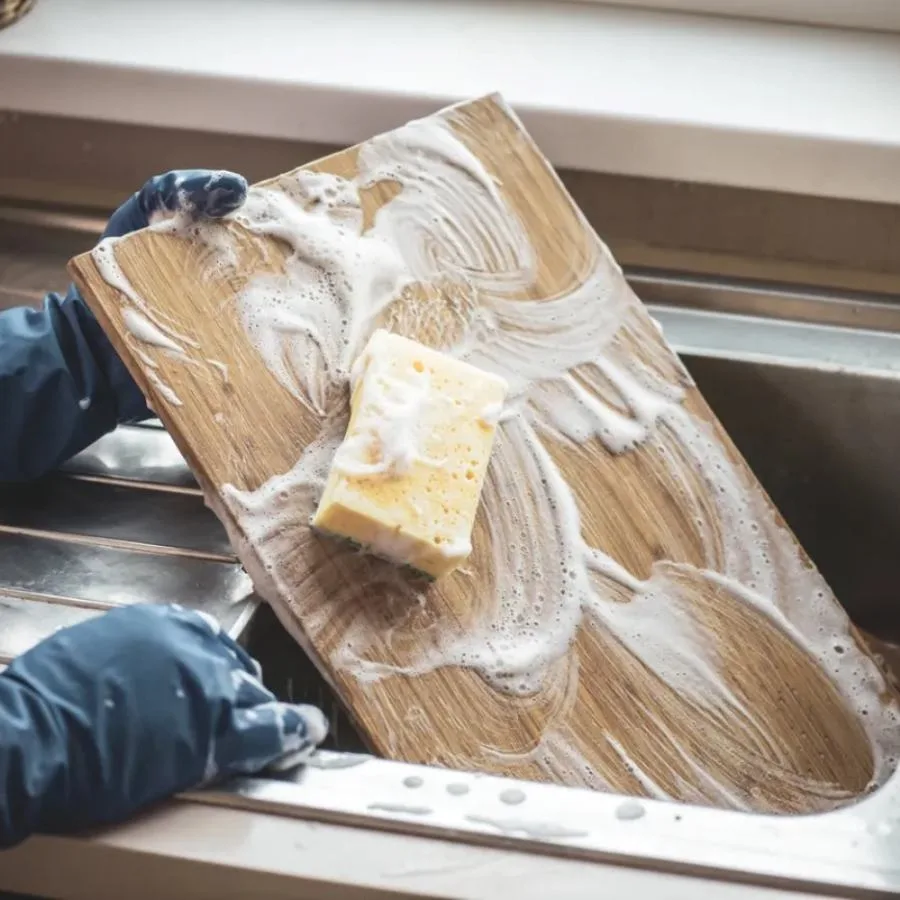 how to disinfect a cutting board