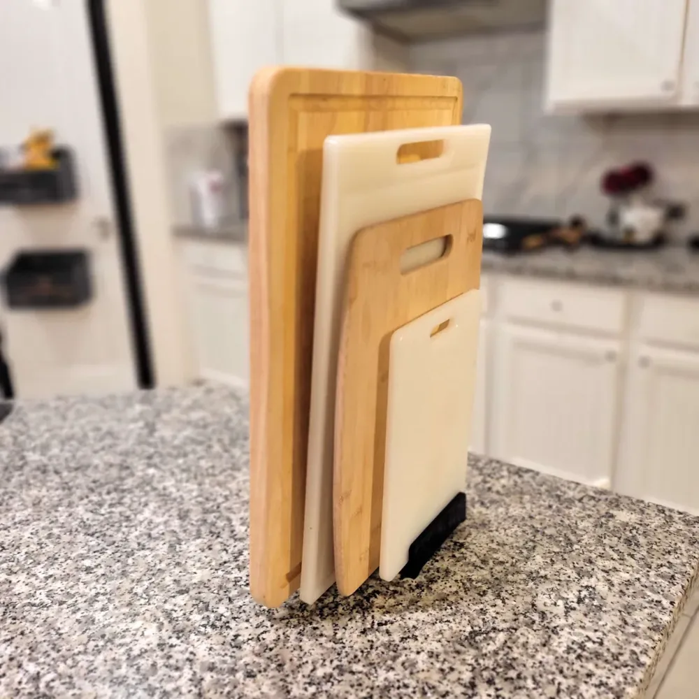 how to store a cutting board