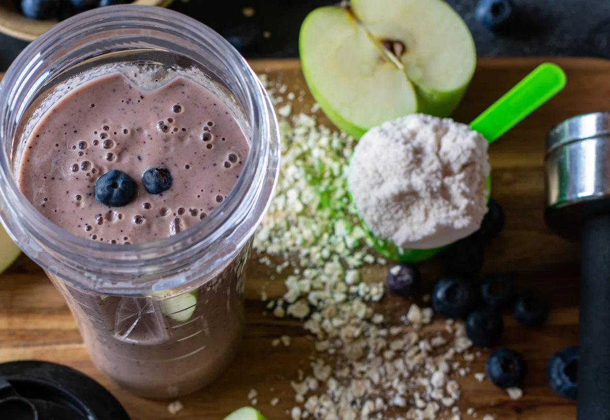 how to use a blender for protein shakes